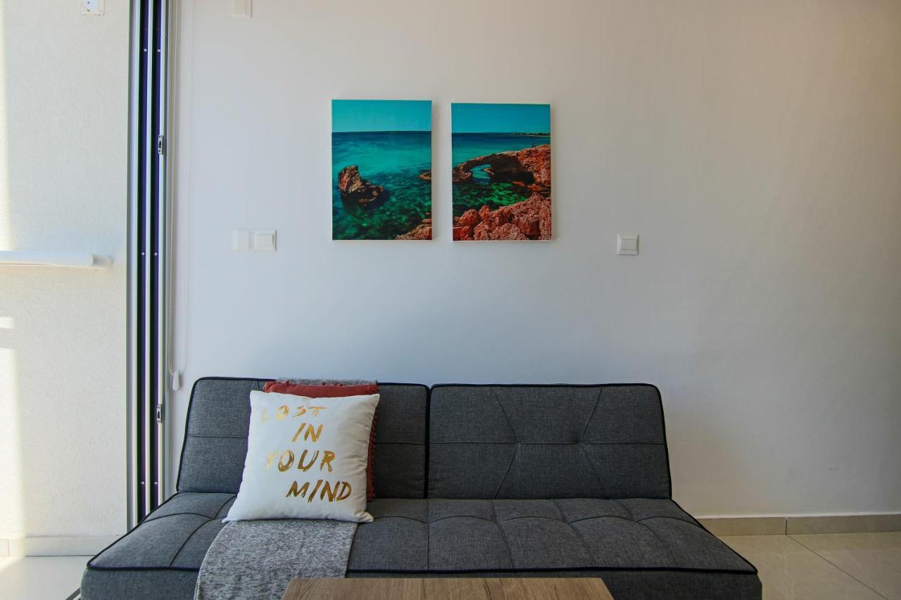 Phaedrus Living - Seaside Luxury Flat Harbour 105 Apartment Paphos Exterior photo